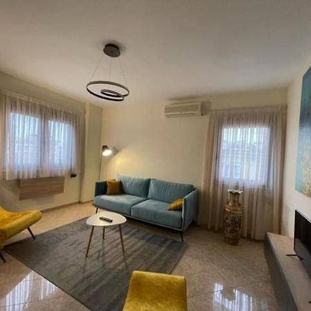 Evendum Central Apartment 1 티라나 외부 사진